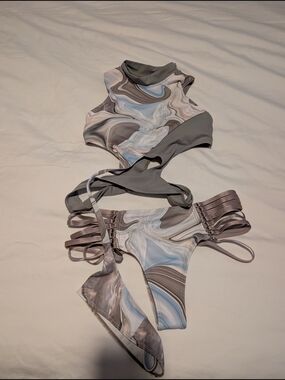 CXIX pole set : Feeling High Bottoms And Solo Garter Top